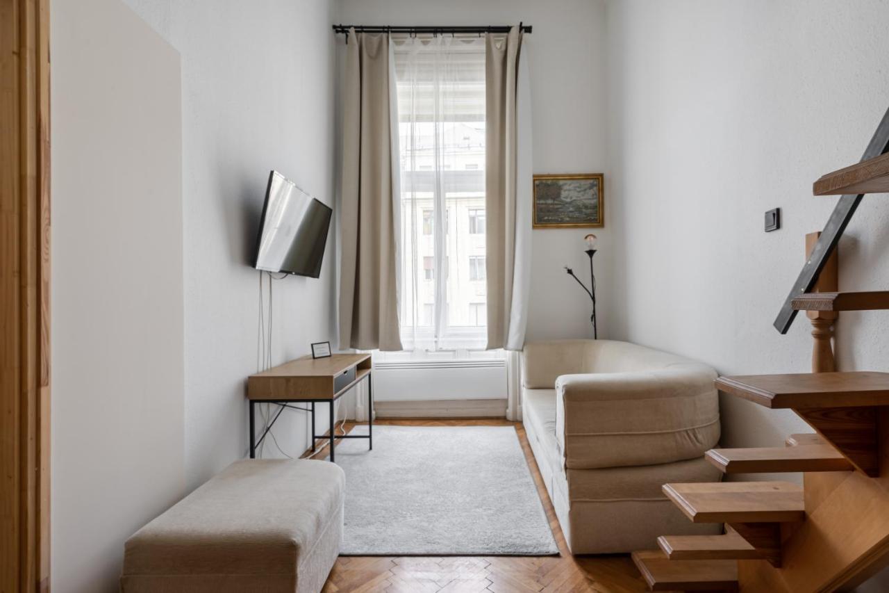 Retro Rebel Mode Apartment Budapest Kültér fotó